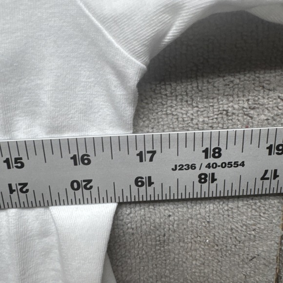 Vineyard Vines Kentucky Derby T-Shirt Boys M 12/14 White Whale Logo Horse Race‎ - Picture 6 of 9